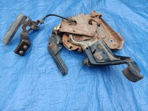 Parking brake pedal from 1999 Ford F-450 Super Duty - Bild 1 von 16