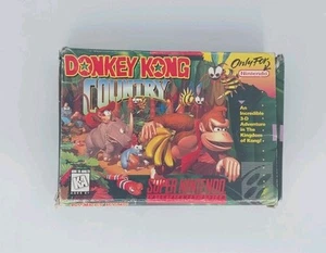 Donkey Kong Country (SNES,1994) - Box, manual included - Picture 1 of 13