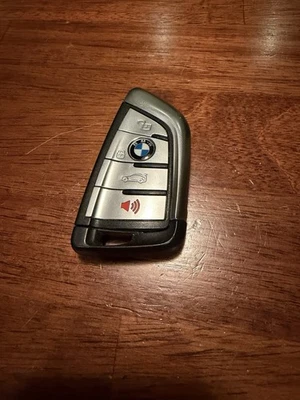 Mint Condition Genuine OEM 4 Btn 2014-2024 BMW Smart Key Remote Fob  N5F-ID21AR - Image 1 of 4
