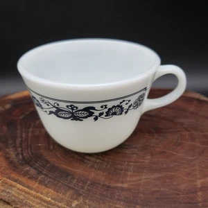 Corelle Old Town Blue Onion Pyrex Coffee Cup – Vintage – No Saucer - Picture 1 of 3