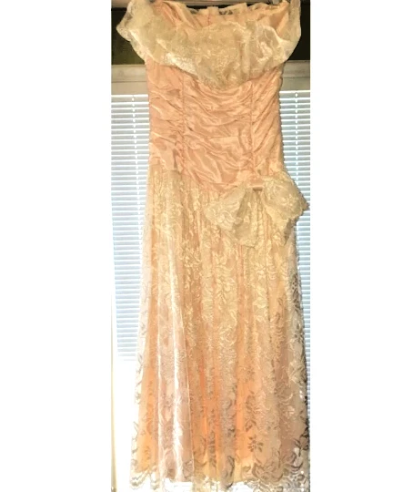 Vestido vintage vestido de cóctel años 80 90 hace 50 rubor champán encaje Foto 1 de 4