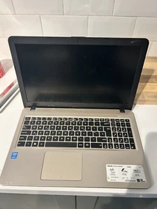 ASUS VivoBook X540LA 15.6 inch (1TB, Intel Core i3 5th Gen., 2GHz, 4GB)... - Picture 1 of 7