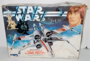 1977 MPC Luke Skywalker X-Wing Fighter Model Kit / See description - Picture 1 of 10