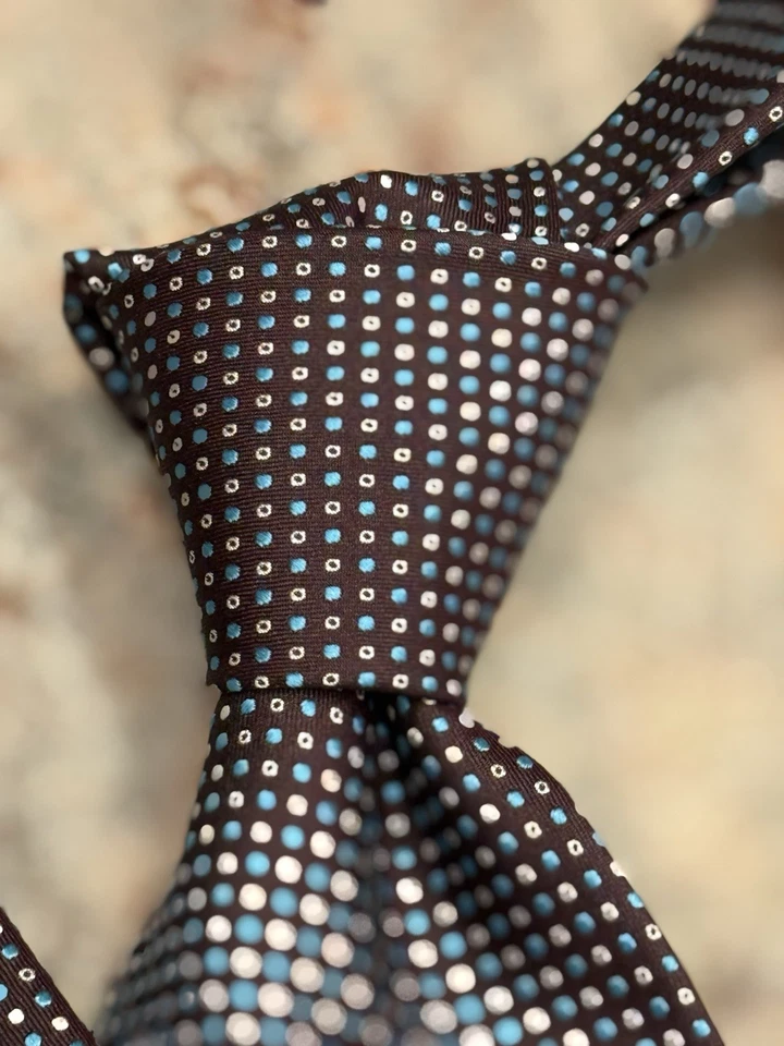 "Corbata de seda Dolcepunta 7 pliegues ITALIA XL marrón ordenada con patrón verde/dorado 65"" L x 3,5"" W" Foto 1 de 4