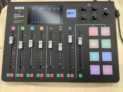 Estudio de producción de audio integrado de 8 canales RODE RODECASTER PRO II Foto 1 de 3