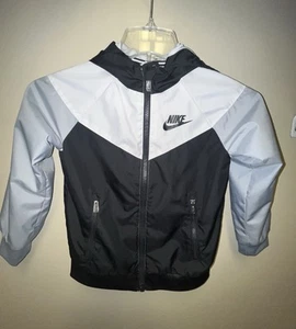 Nike Jacket Boys Size 4-5yrs. White Black Gray Windbreaker Hooded Full Zip Track - Picture 1 of 9