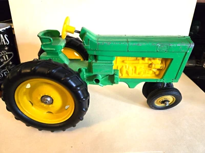 Tractor agrícola HUBLEY de colección fundido a presión de 9" de largo Foto 1 de 4