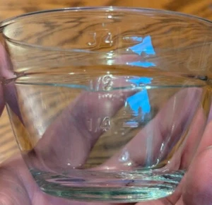 Pampered Chef Clear Glass Measuring 3/4 Cup/ 175 ml Prep Bowl - Picture 1 of 3