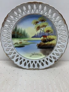 Vintage Signed Reticulated Wall Plate Gold Japan - Picture 1 of 8