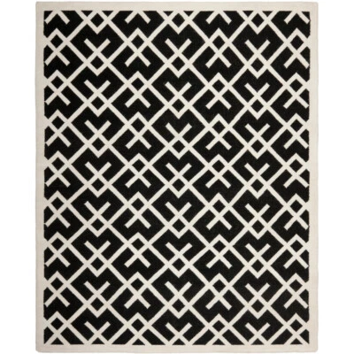 SAFAVIEH Dhurries DHU552L Handwoven Black / Ivory Rug - Image 1 of 4