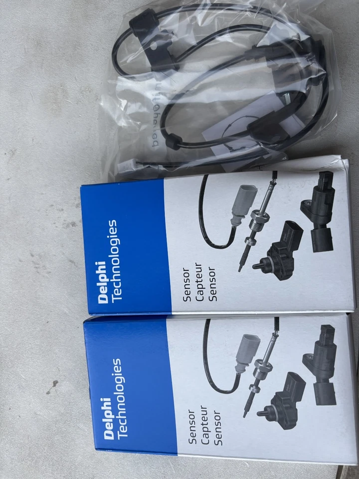 Par de sensores de velocidad traseros ABS Delphi OEM para Hyundai Elantra Kia Spectra 5 Spectra Foto 1 de 1