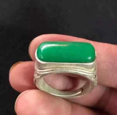 Vintage Green Jade Ring Chinese Craft Tibetan Silver Men Retractable Ring - Image 1 of 4