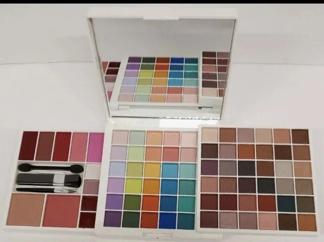 Mega paleta de maquillaje Avon Oh What Fun ojos labios cara sombra de ojos brillo rubor Foto 1 de 1