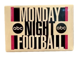 Imán de nevera vintage años 90 RARO lunes por la noche fútbol americano ABC deportes NFL Disney World - Imagen 1 de 5
