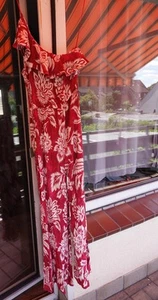 Roter Jumpsuit mit Blumenmotiven von Mango Gr. S - Bild 1 von 1