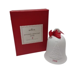 Hallmark Keepsake Adorno de Navidad 2008 Porcelana Blanca Campana Fechada con Caja - Imagen 1 de 9