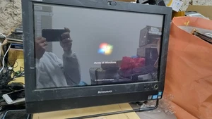 1395NN-PC All In One Lenovo ThinkCentre M72z Intel i3 - Bild 1 von 3