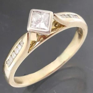 Engagement Solid 9k Yellow GOLD PRINCESS DIAMOND & 12 Diamond RING Sz Q - Picture 1 of 6