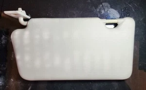 2012-2019 Nissan Versa Sun Visor driver side (gray) - Picture 1 of 3