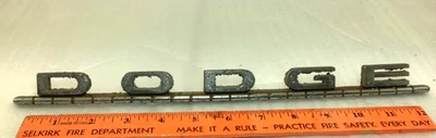 DODGE Wayfarer Coronet 1950-52 Trunk Emblem - Изображение 1 из 2