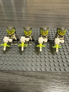Lego Minifigur Lot Vintage Space Exploriens Helm Tank Visier X4 4 - Bild 1 von 5