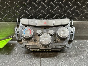 17-21 Trax Manual Temperature Control Panel 42588188 (C60) - Picture 1 of 3