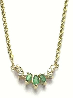 Colgante de diamantes y esmeraldas naturales vintage con cuerda adjunta, oro amarillo de 14K Foto 1 de 4