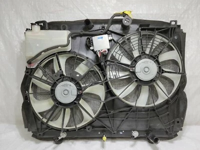 2016-2022 Lexus RX350 Engine Radiator Cooling Fan Shroud & Motor OEM 163610P390 - Image 1 of 4