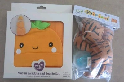 Juego de chupetes Swaddle y Disney naranja con juguete chupete tigre Foto 1 de 4