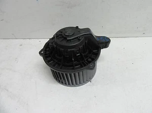 HYUNDAI I30 HEATER FAN MOTOR GD, 05/12- 12 13 14 15 16 - Picture 1 of 2