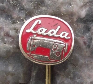 Antique Lada Sewing Machine Czechoslovakia Advertising Embroidery Pin Badge - Picture 1 of 3