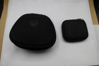 Xbox One Elite black Controller Series 1 With Case (FOR PARTS/ REPAIR) - Image 1 of 4
