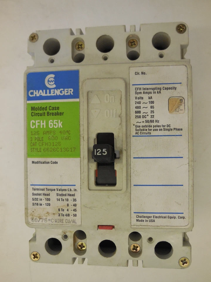 INTERRUPTOR DE CIRCUITO USADO CHALLENGE CFH-65K CAT. CFH3125 ESTILO 6626C13G17 CFH65K Foto 1 de 2