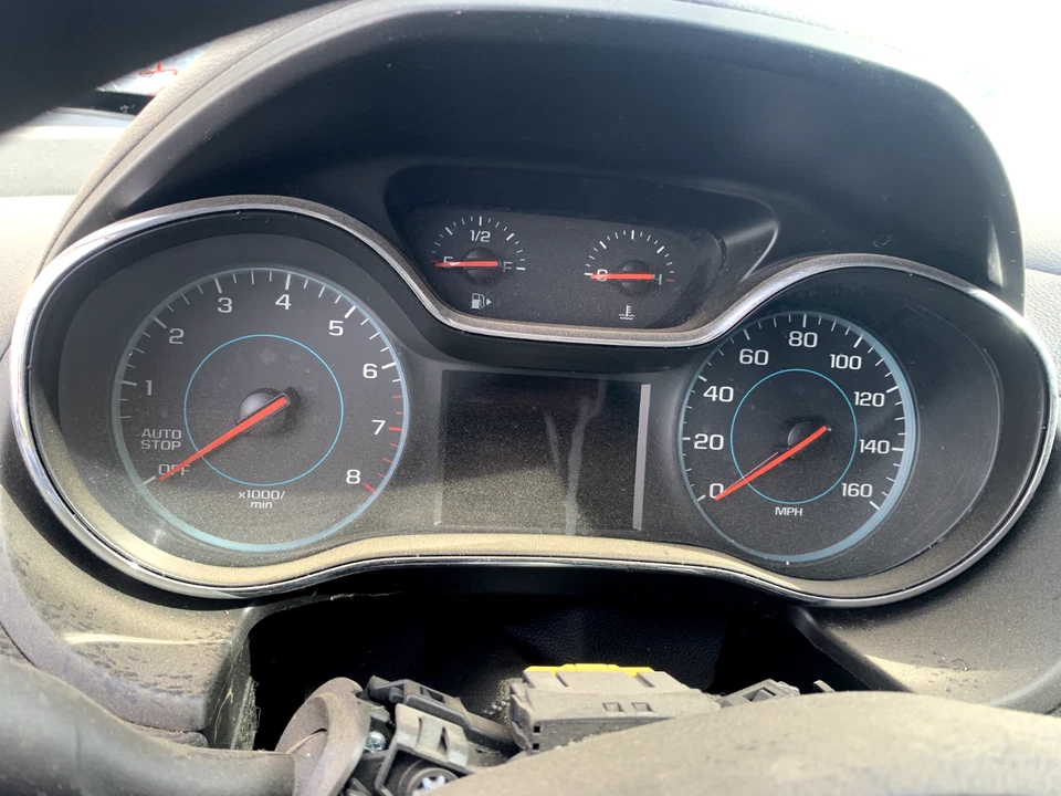 2016-2019 Chevrolet Cruze Speedometer Instrument Cluster unknown miles  - Image 1 of 1