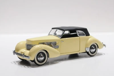 FRANKLIN MINT 1937 CORD 812 PHAETON COUPE SCALE 1:24 NO CO NO BOX - Image 1 of 4