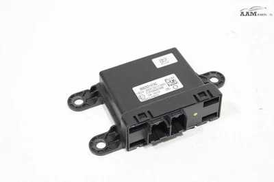 2018-2021 CHRYSLER 300 NETWORK GATEWAY COMPUTER CONTROL MODULE UNIT OEM - Image 1 of 4