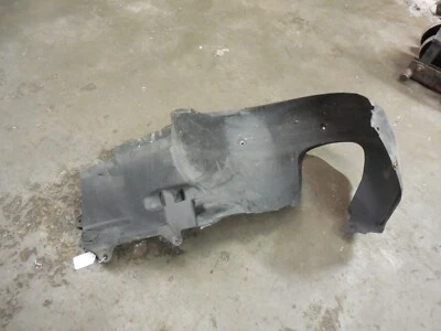 99-05 BMW E46 325i 330i Guardabarros delantero derecho Arco de rueda Protector contra salpicaduras Forro Protector Foto 1 de 4