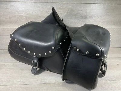 2000 96-05 Kawasaki Vulcan 800 VN800 Saddlebag Saddle Bag Luggage Storage Pair - Image 1 of 4