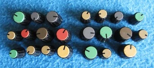 Yamaha EMX 300/200-MC1204 Mixer Knobs-LOT OF 22-D SHAFT-Genuine EMX200/300-Japan - Picture 1 of 6