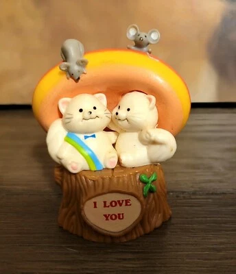 Винтажная фигурка мыши Russ Berrie Mr & Mrs Kitty смокинг кот сомбреро  - Изображение 1 из 4