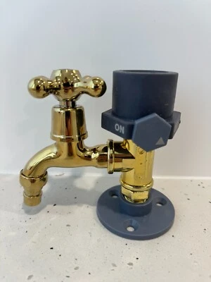 Dispensador de licor de botella de montaje en barra/estante estilo industrial NUEVO Foto 1 de 3