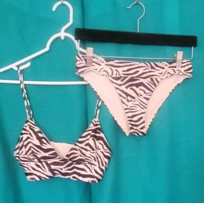 Traje de baño H&M bikini estampado animal 2 piezas talla 4  Foto 1 de 4