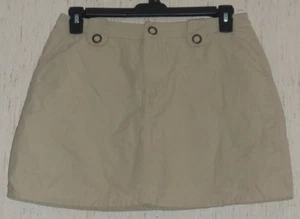 EXCELLENT WOMENS FASHION BUG BEIGE SKORT  SIZE 12   - Picture 1 of 3