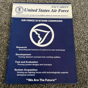 Hoja informativa de la Fuerza Aérea de los Estados Unidos Comando de Sistemas de la Fuerza Aérea Espacio Aeronáutico - Imagen 1 de 19