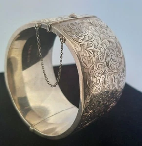 Vintage Birmingham, England Sterling Silver Floral Hinged Bangle Bracelet 6.75" - Picture 1 of 11