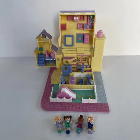 1993 POLLY POCKET SCHOOLHOUSE w/ 4 FIGURES Bluebird LIGHTS UP COMPLETE Cover