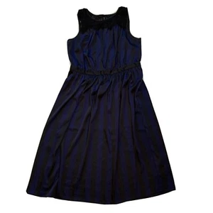 Loft Striped Fit And Flare Midi Dress Size 8 Lace Detail Keyhole Neck Back Light - Picture 1 of 9