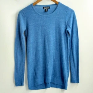 Willi Smith Woman's Small  Sweater 100% Merino Wool Blue Lightweight Button Back - Picture 1 of 10