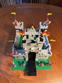 LEGO 6080 King's Castle - INCOMPLETE