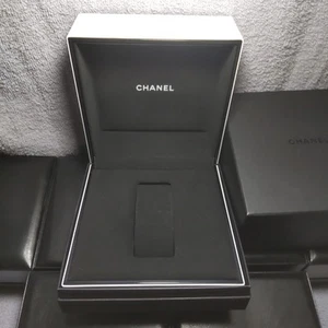 Genuine CHANEL Watch Box Case Inner #069 - Picture 1 of 9